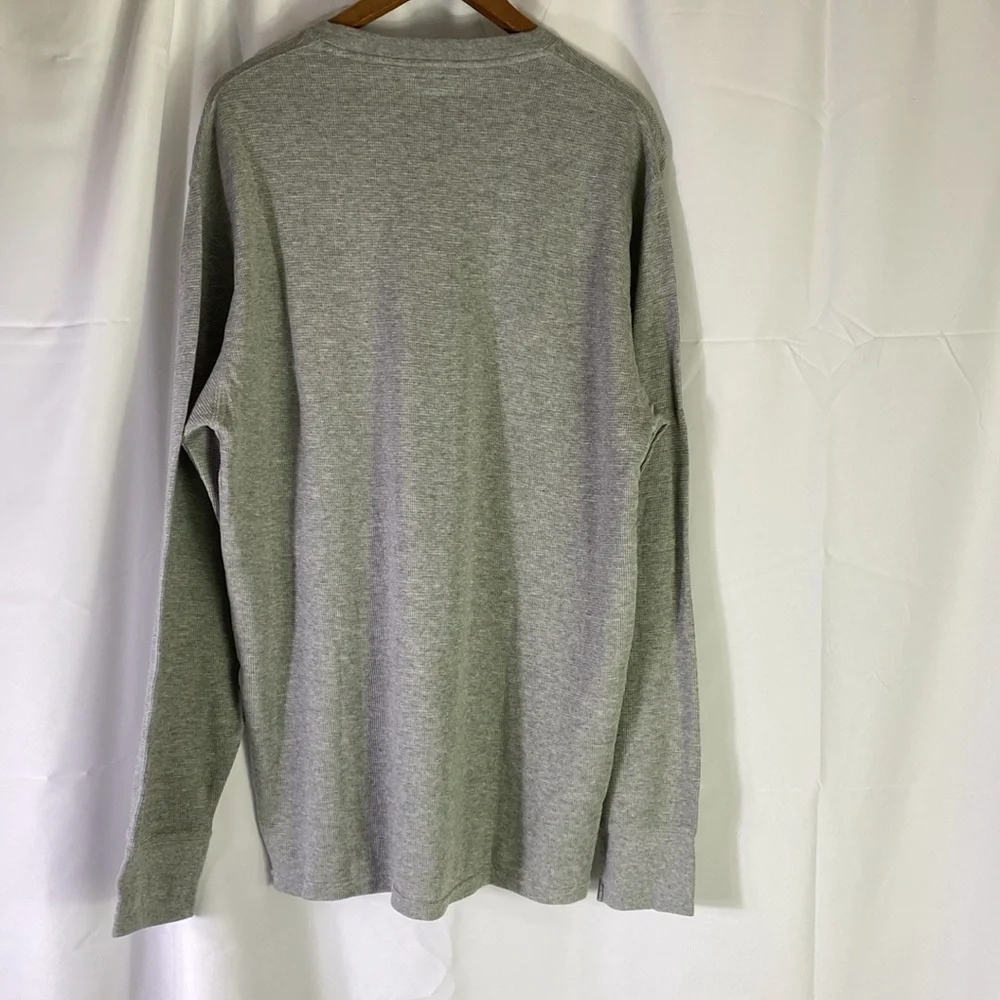Ralph Lauren Polo,‎ heather grey long sleeve waffle knit shirt.